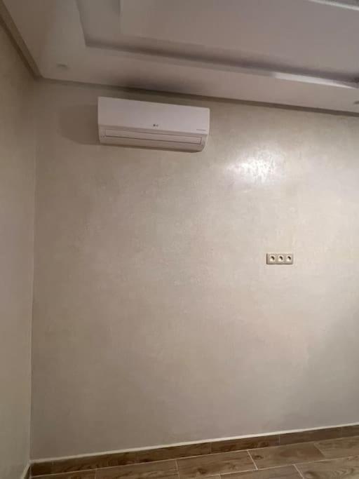 Appartement Proche Aeroport Марракеш Экстерьер фото